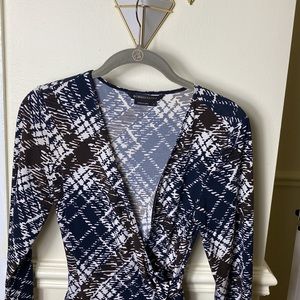 BCBG MAXAZRIA Casual Wrap Dress sz Small great condition!